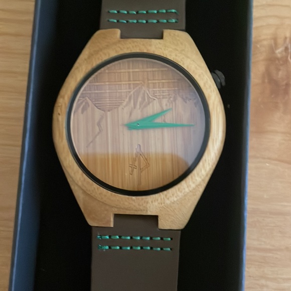 Mens apache pine watch - Picture 3 of 3